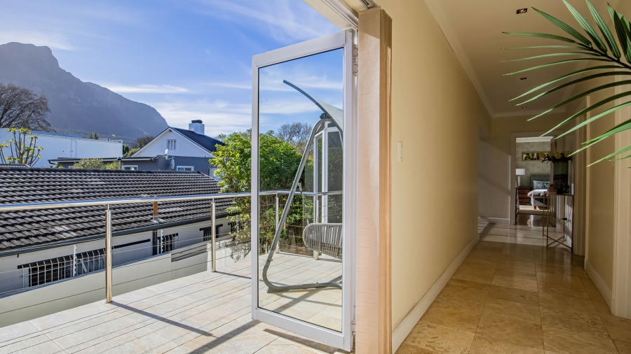 6 Bedroom Property for Sale in Newlands Western Cape